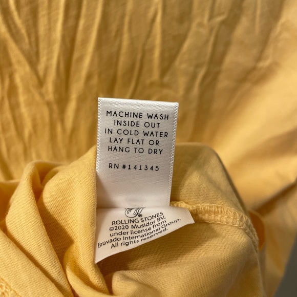 Daydreamer Yellow Rolling Stones Floral Tongue Tee - Picture 7 of 7